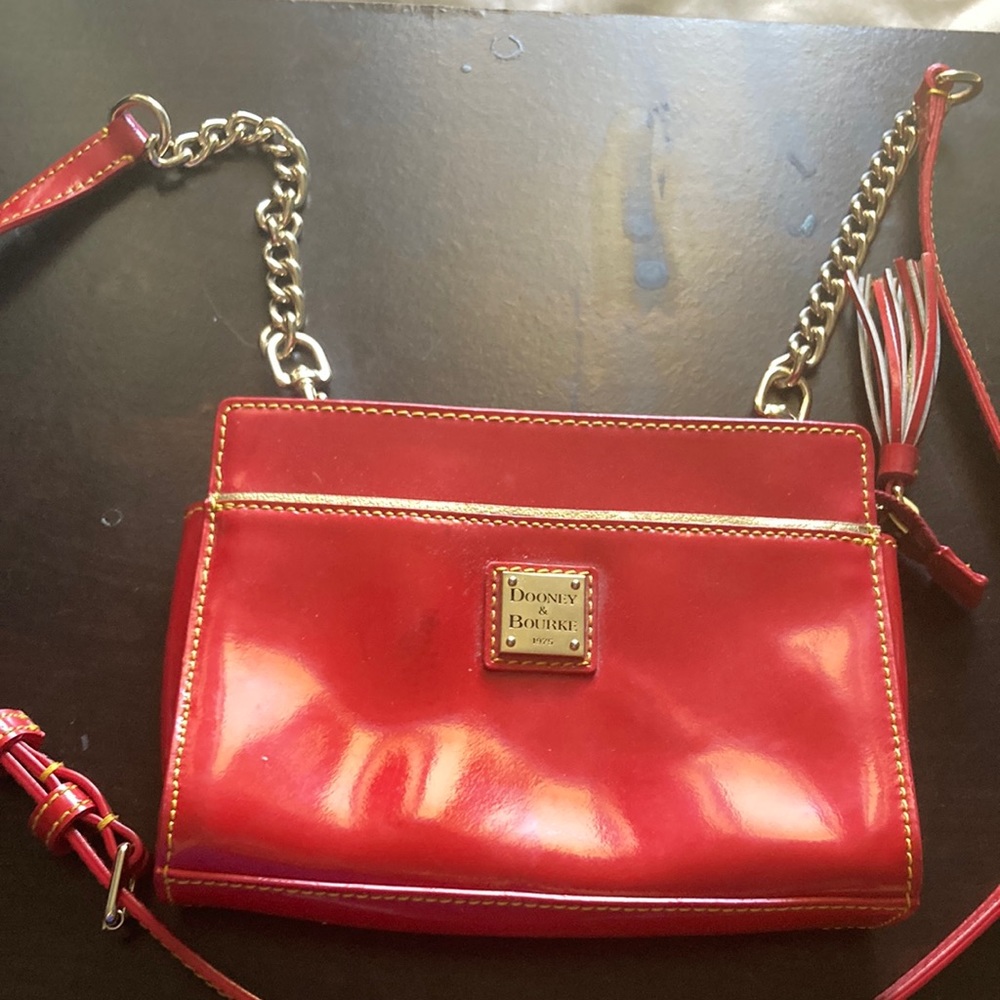 EUC Beautiful Dooney & Bourke